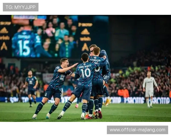 英超保级关键战：狼队对阵诺丁汉森林，平局概率高