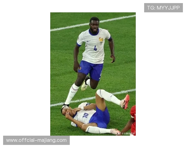 姆巴佩左膝扭伤缺阵三周,皇马进攻体系面临重构 姆巴佩左膝扭伤缺阵三周,皇马进攻体系面临重构