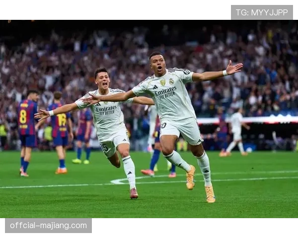 国家德比半场数据：皇马控球率62%，但射正次数落后巴萨